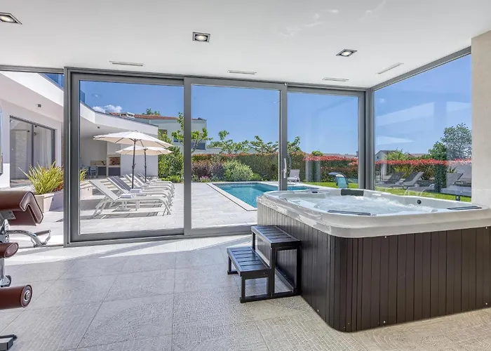 Blanka Vikendica Kucici